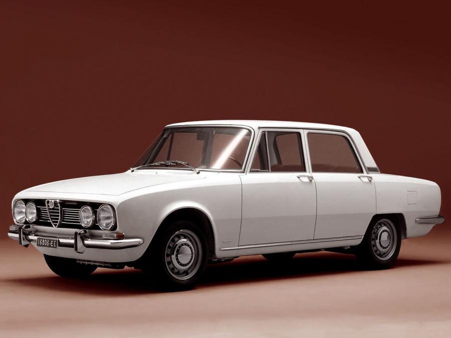  Alfa Romeo 1750 Berlina (105) 1967 года  (фото 10 из 16)